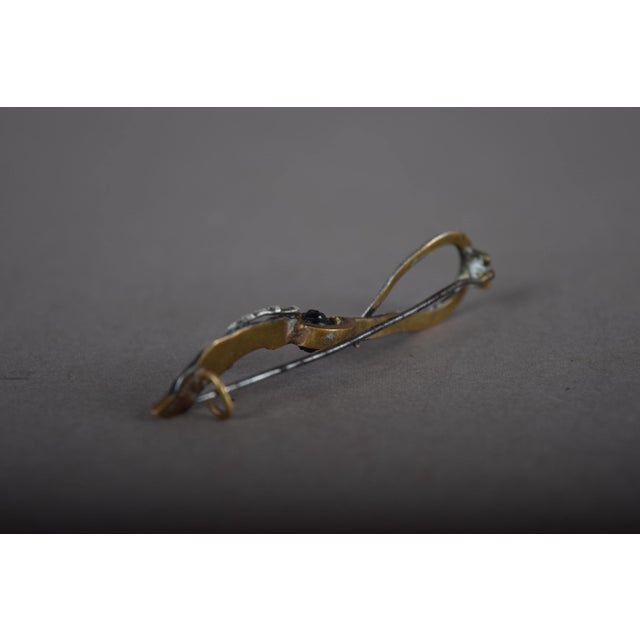 Vintage Snake-Tail and Bull-Leg Motif Brooch in Silver with Gold-Tone Accents, 1930s For Sale - Image 3 of 6