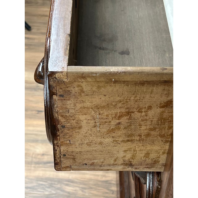 Antique Victorian Walnut Three Drawer Bachelor’s Chest C. 1880 For Sale - Image 10 of 12