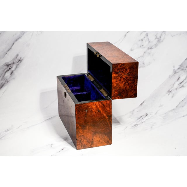 Stunning 19th Century Antique Victorian English Burl Wood 3-Decanter Box With Bramah Lock & Cut Crystal Decanter Luxury Home Decor Barware For Sale In New York - Image 6 of 18