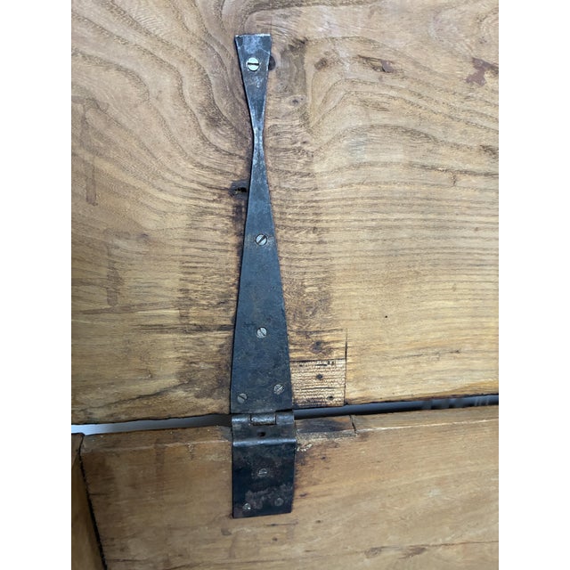 Large Antique Chest in Elm, 1890s For Sale - Image 10 of 12