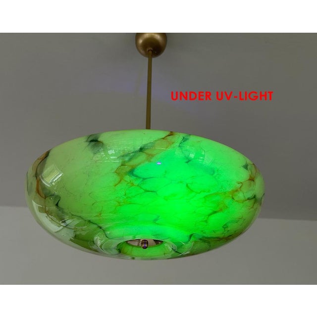 Modern Art Deco Pendant Light in Uranium Glass, 1930s For Sale - Image 3 of 18