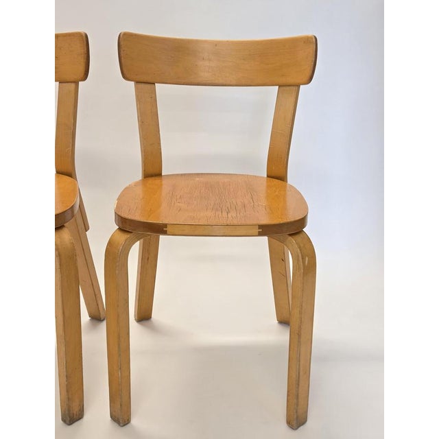 Mid-Century Modern Model 69 Chairs by Alvar Aalto for Artek, Finland, 1950s, Set of 2 For Sale - Image 3 of 17