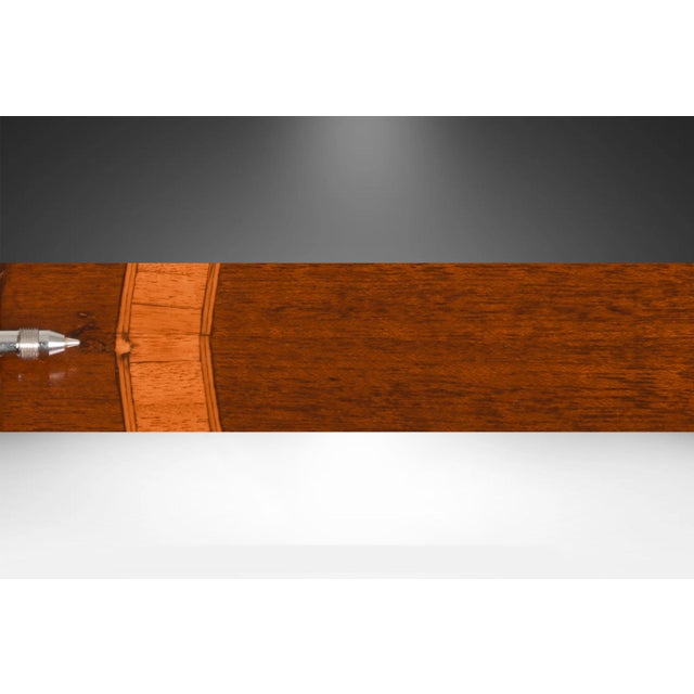 Early 20th Century Pair Edwardian-Style Mahogany and Satinwood Inlaid Oval Occasional Tables For Sale - Image 9 of 11