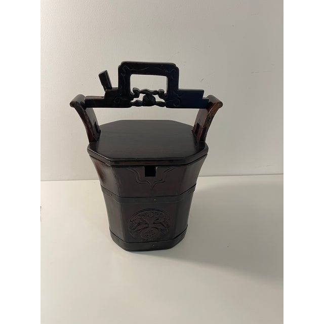 Mid-20th Century Chinese Solid Wood Carved Rice Bucket With Locking Lid For Sale In Los Angeles - Image 6 of 11