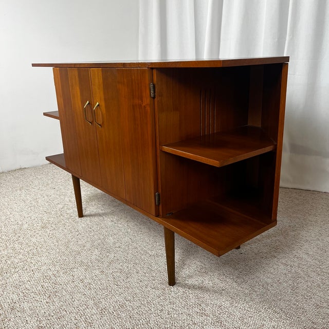 1970s Mid-Century Modern Buffet Bas en Placage Teck, 1960s For Sale - Image 5 of 18