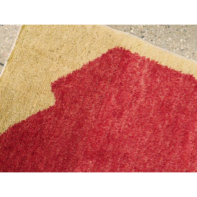 Galerie Shabab Collection Mid-20th Century Turkish Anatolian Throw Rug For Sale - Image 4 of 6