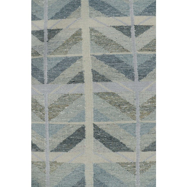 Late 20th Century Rug & Kilim’s Oversized Scandinavian Style Rug in Blue With Geometric Patterns For Sale - Image 5 of 7