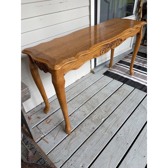 American 1970s Golden Oak Console Table With Decorative Design Motiff For Sale - Image 3 of 11