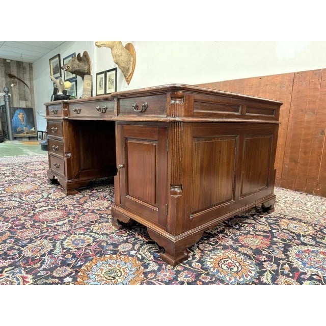English Chesterfield Desk in Teak For Sale - Image 6 of 18