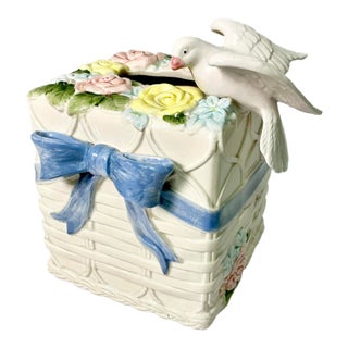 1990 Vintage Chippendale Boho Chic Fitz & Floyd Trompe L’Oeil Dove Tissue Box Cover For Sale