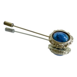 Vintage Mid Century Silver Tone Blue Faux Star Sapphire Cabochon Stick Pin For Sale