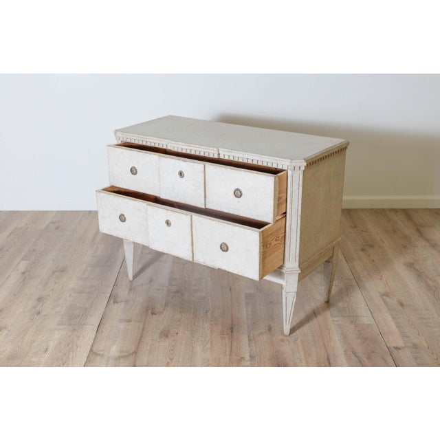 Mid 20th Century Pair of Swedish Gustavian Style Chests of Drawers For Sale In Atlanta - Image 6 of 8