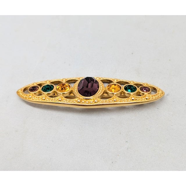 American Vintage Signed Napier Goldtone Faux-Amethyst, Citrine & Emerald Brooch For Sale - Image 3 of 6