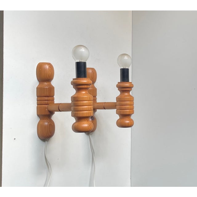 Nordic Wall Sconces in Oregon Pine, 1980s, Set of 2 For Sale - Image 3 of 8