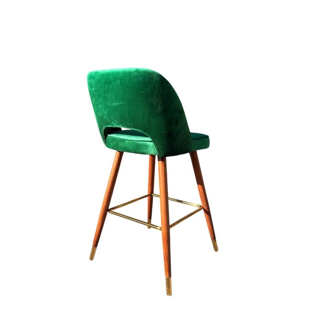 Mid 20th Century Set of 4 Mid-Century Barstools | Green Velvet Brass Accent Bar Stools For Sale - Image 5 of 7