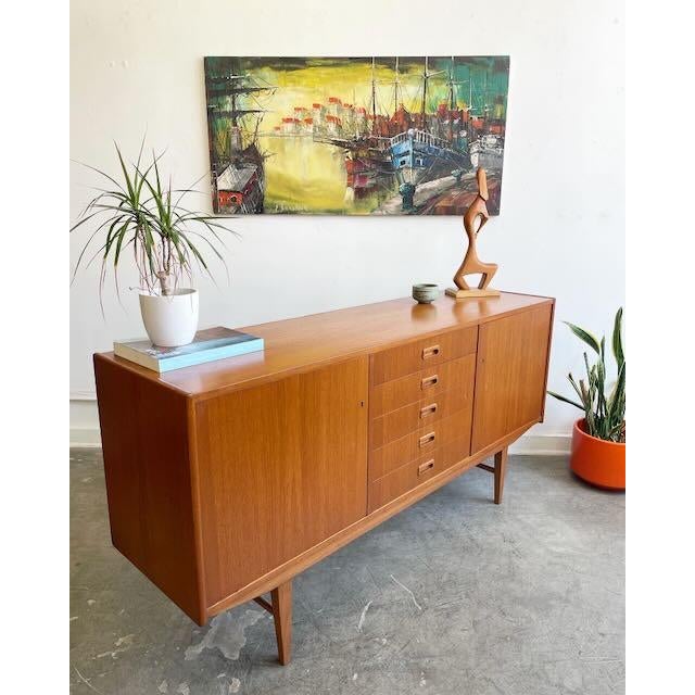 1950s Vintage Teak Sideboard For Sale - Image 4 of 12