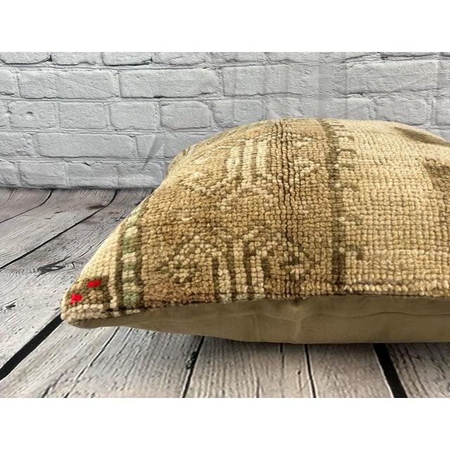 20 x 20 Rug Pillow Ottoman Elysian Turkish Pillow Cushion Cover For Sale - Image 4 of 4