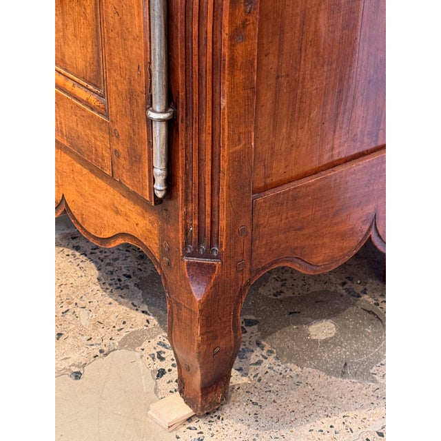 18th Century French Walnut Buffet For Sale - Image 17 of 18