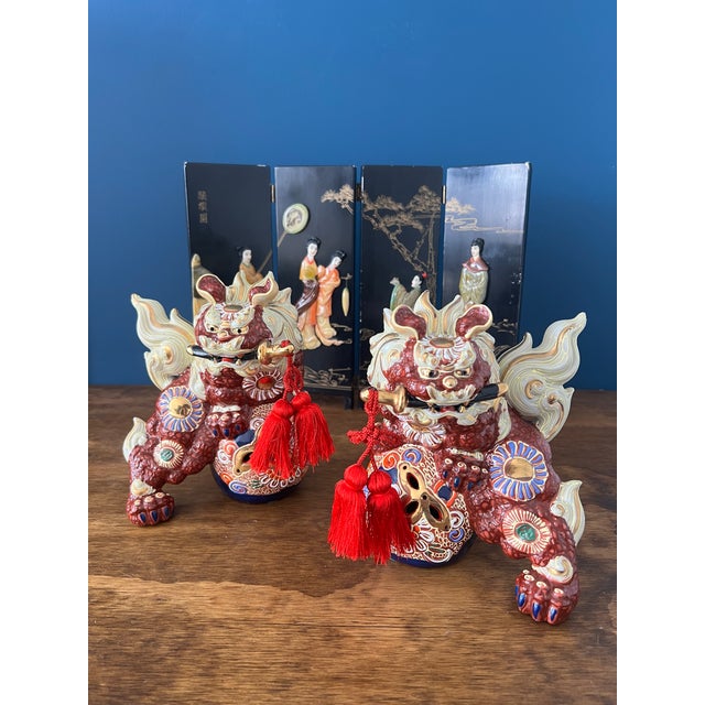 Hollywood Regency Pair of Vintage Foo Dog / ShiShi Guardian Lions For Sale - Image 3 of 18