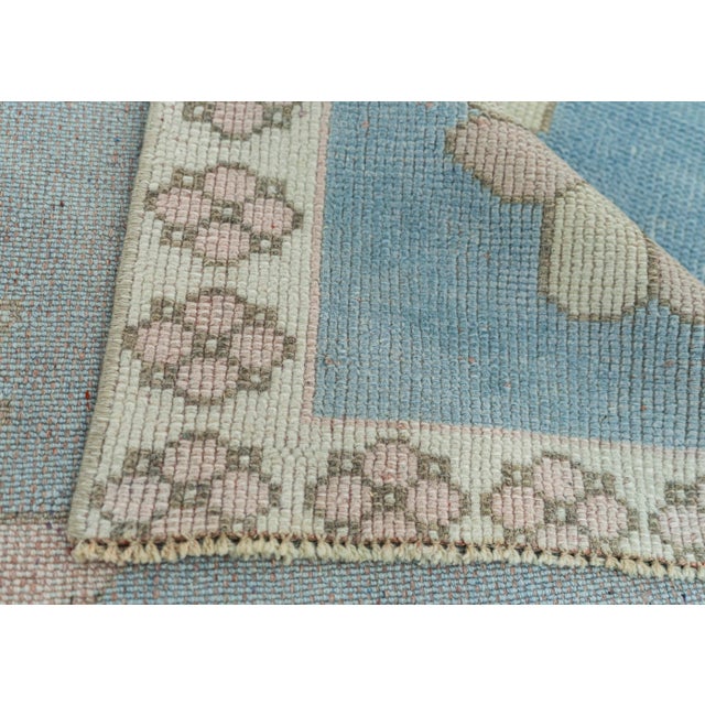 Turkish Vintage Rug 3'4" x 4'8" #20693 For Sale In Houston - Image 6 of 8