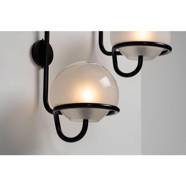 1960s Glass and Metal Model 154 Wall Lamp by Sergio Asti for Arteluce, Italy, 1964 For Sale - Image 5 of 18