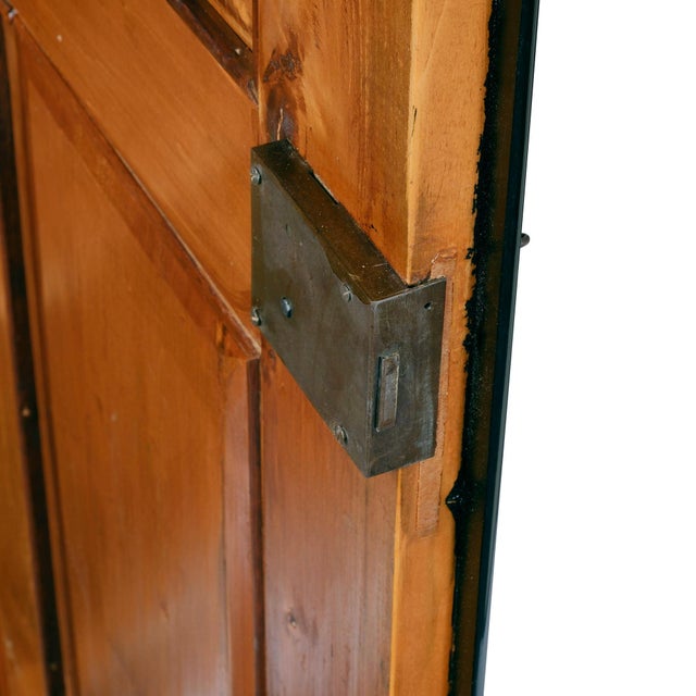 Biedermeier Hall Cabinet in Walnut, 1830 For Sale - Image 4 of 9