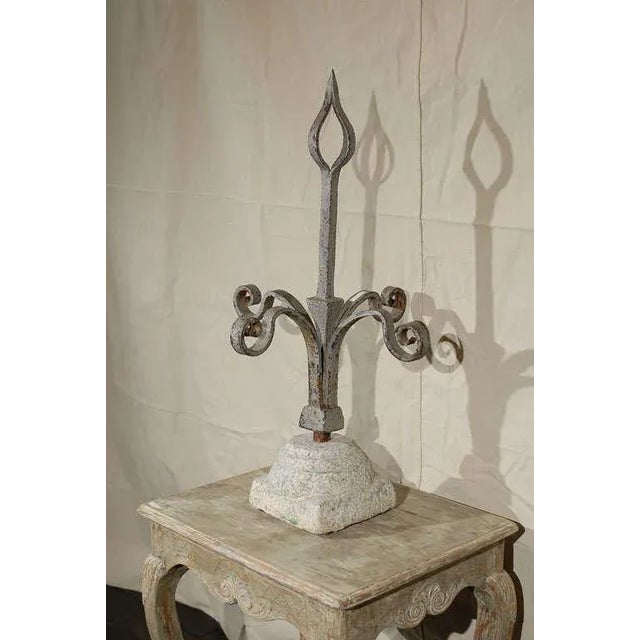 Metal French 19th Century Large Size Forged Iron Finial in Granite Base For Sale - Image 7 of 11