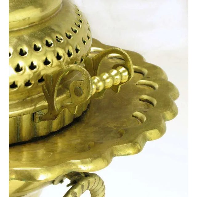 Moroccan Pierced and Ornamented Brass Coal Burning Stove For Sale In Chicago - Image 6 of 7
