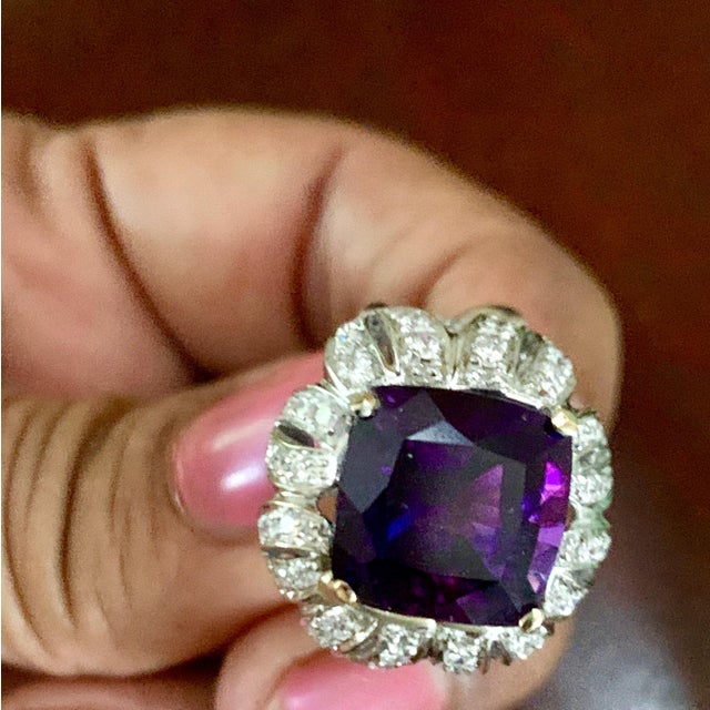 Gemstone 6.5 Carat Amethyst And 1.5 Carat Diamond Ring 18 Karat White Gold, 1970s, Italy For Sale - Image 7 of 18