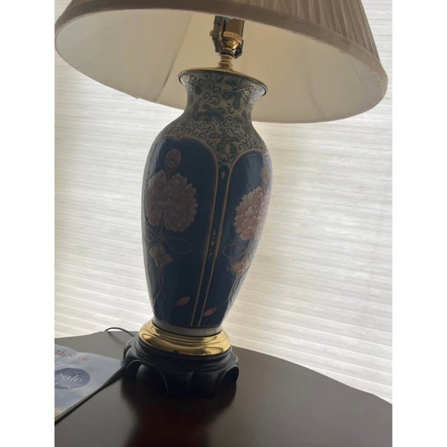 Title: Elegant Vintage Chinoiserie Ethan Allen Table Lamp. Description: Blue ceramic base with pink floral designs and...