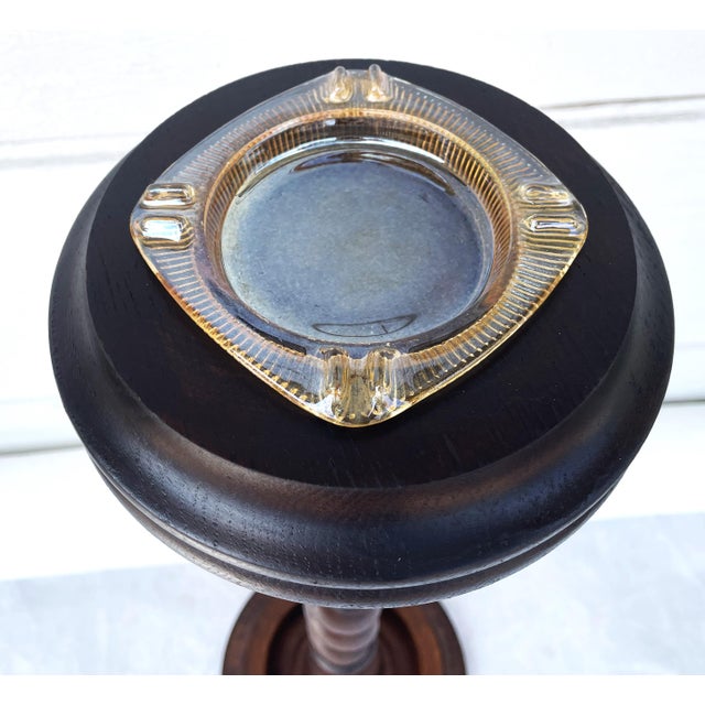 Brown Free-Standing Ashtray in Oak Wood with Twisted Column and Glass Insert, 1970s, Set of 2 For Sale - Image 8 of 14
