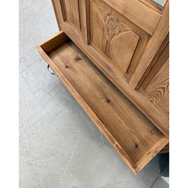Large Art Deco Bonnetière, 1930s For Sale - Image 16 of 17