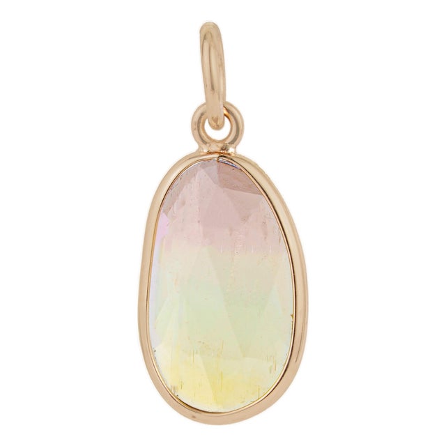 Boho Chic 2.02 Ct Watermelon Tourmaline Bezel Set Pendant for Her in 14k Gold For Sale