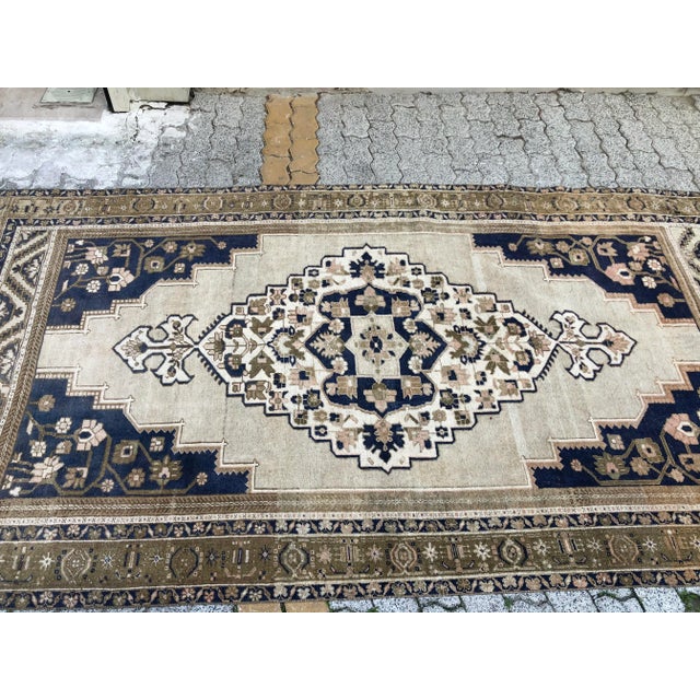 Textile 1960s Oversize Handmade Anatolian For Sale - Image 7 of 11