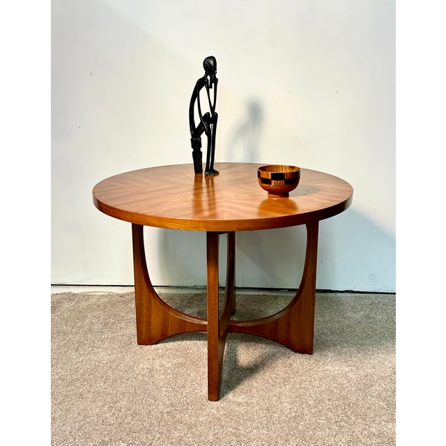 This is one of the finest examples I have seen of the beautiful table by Broyhill. The owner had it in their living room...