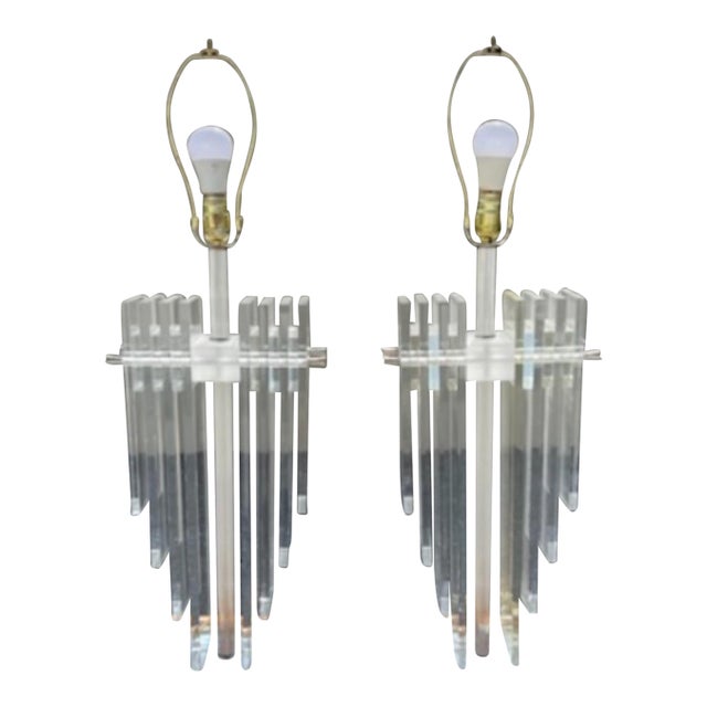 1970s Pair of Lucite Table Lamps For Sale