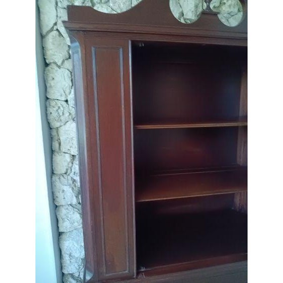 1950s Antique China Cabinet Hepplewhite Hutch Duncan Phyfe Style For Sale - Image 5 of 10
