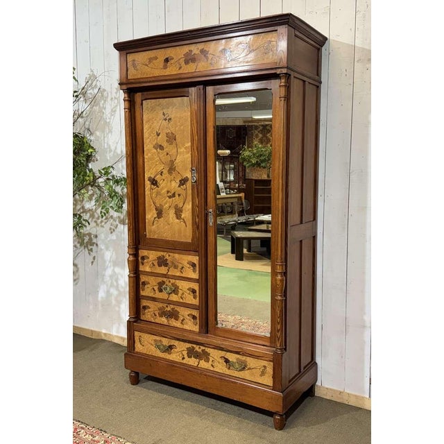 Brown 20th Century Art Nouveau Wardrobe in Pitch Pine and Speckled Maple Burl For Sale - Image 8 of 18