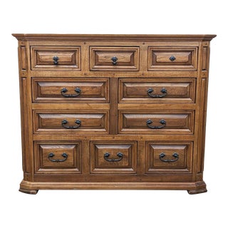 Traditional Thomasville 10 Drawer Dresser For Sale