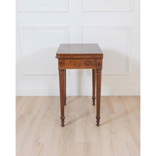 Charles X 1820 maple and mahogany inlaid game table For Sale - Image 4 of 10