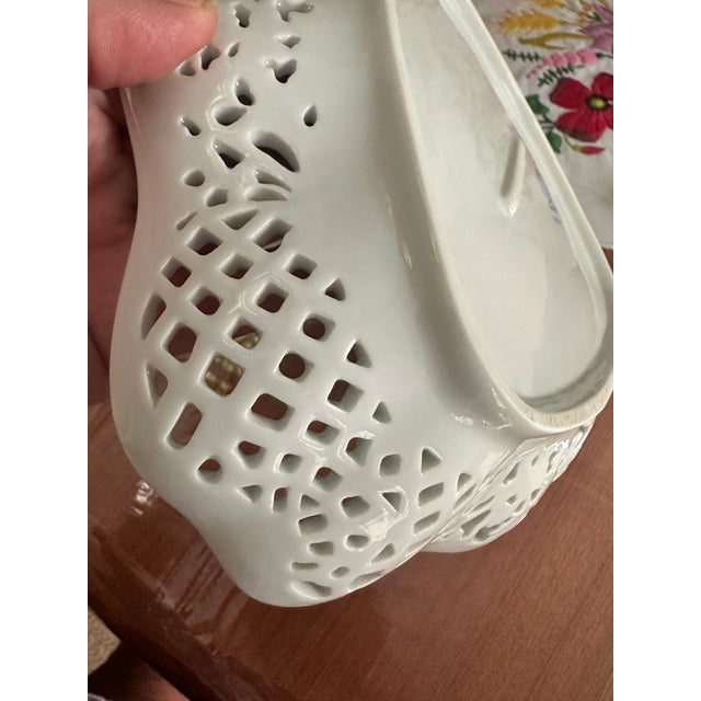 Mid-Century Modern Herend Rothschild Openwork Triangular Dish With Birds For Sale - Image 3 of 10