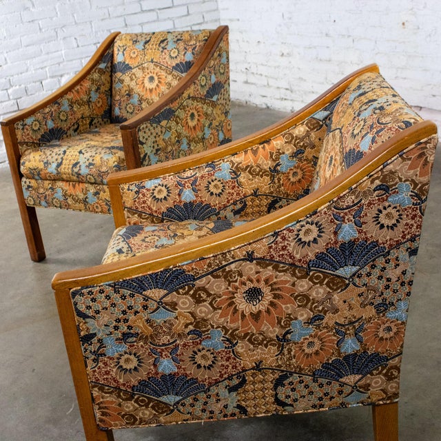Mid-20th Century Mid Century Modern Pair Chairs With Oak Frames and Floral Fabric For Sale - Image 10 of 18