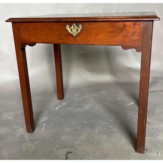 Traditional 18th Century Georgian Mahogany Dressing Table With Lift Top and Sliding Mirror For Sale - Image 3 of 6