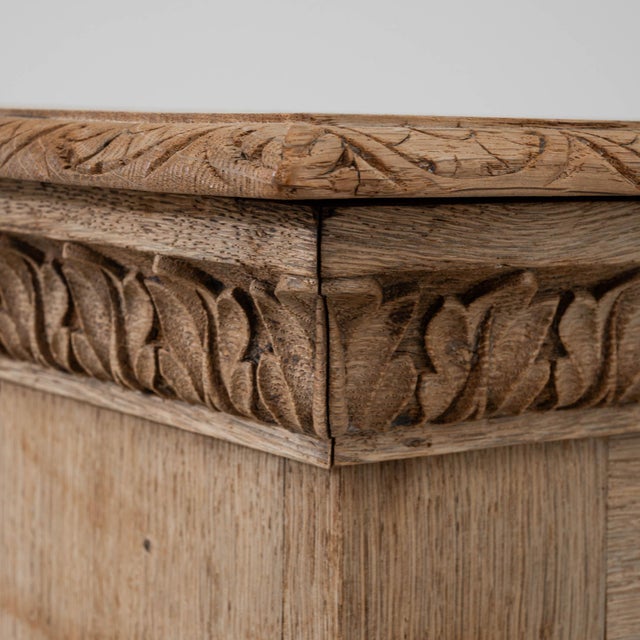 Wood 19th Century Belgian Bleached Oak Box For Sale - Image 7 of 18