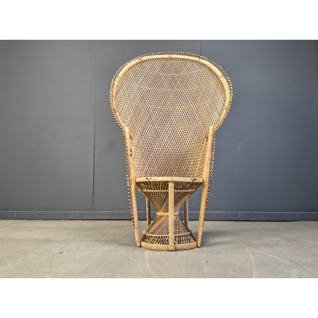 Vintage Wicker Peacock Chair, 1970s, in Very Good conditions. Designed 1970 to 1979