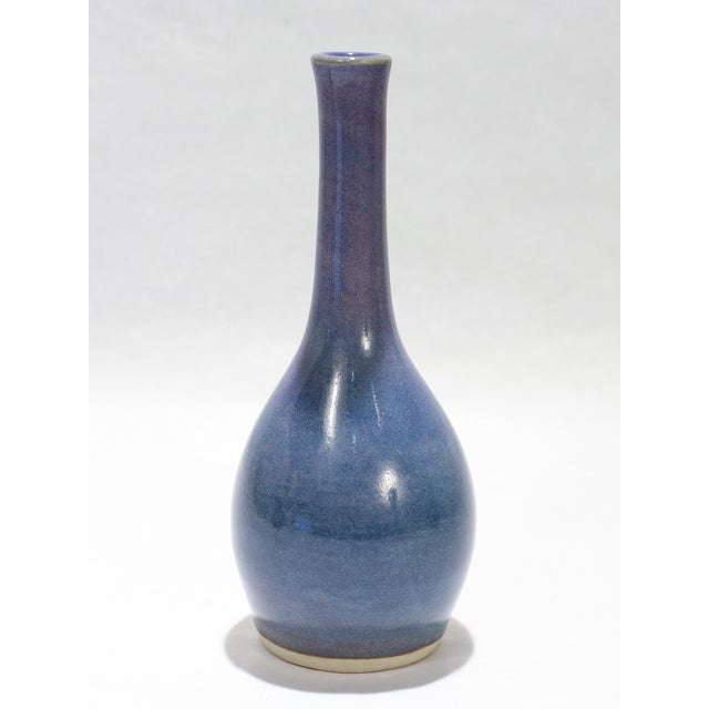 Japanese Signed Japanese Porcelain Periwinkle Blue Glaze Mallet Vase For Sale - Image 3 of 14