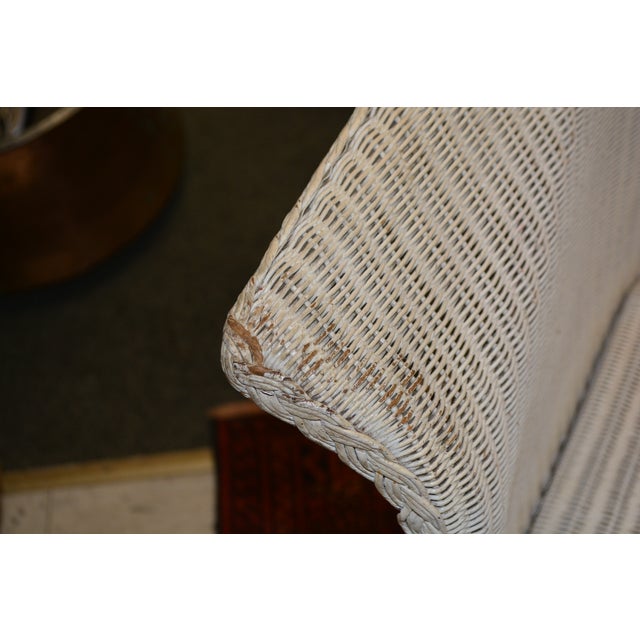 Traditional 1970s Lloyd Loom Single White Wicker & Aluminum Arm Chair Porch Patio For Sale - Image 3 of 13