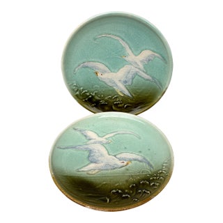 Rare Pair of 19th Century French Majolica Seagulls Plates For Sale