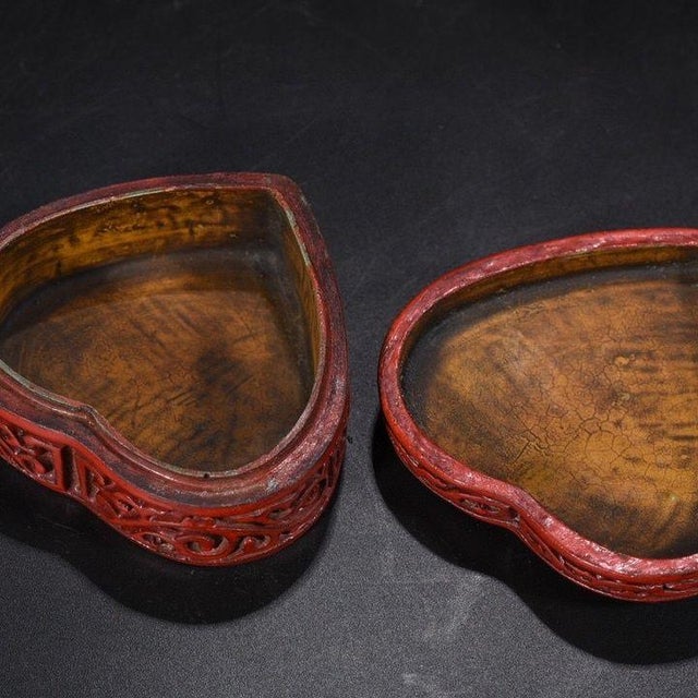 Vintage Chinese Carved Cinnabar Lacquer Jewelry Box With Floral Motif For Sale - Image 9 of 9