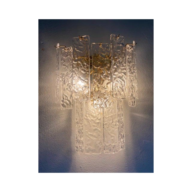 Hammered Strips Listelli Murano Glass Wall Sconces by Simoeng, Set of 2 For Sale - Image 3 of 14